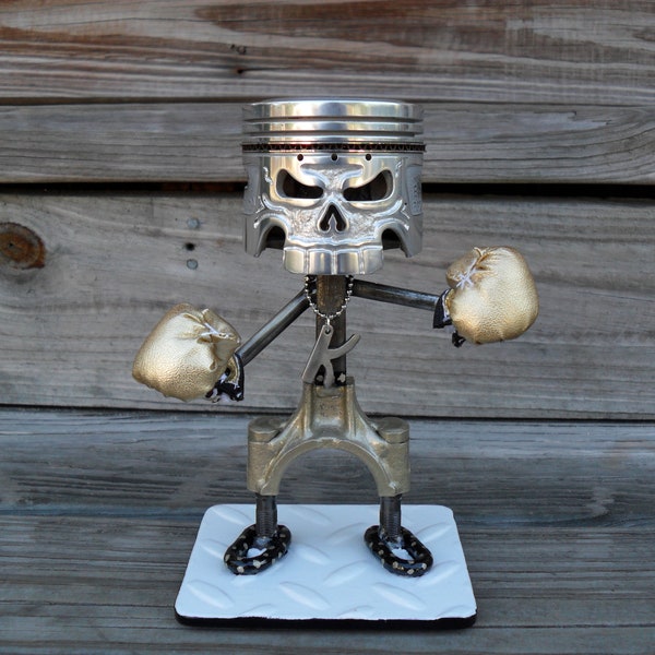 Piston Skull Face Kane Gold-Gloves Gunner Art Sculpture Skull Display