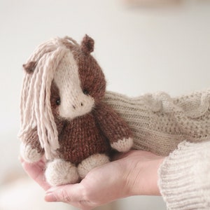 Knitted HORSE, knitting PATTERN pdf, knitted animal toy