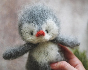 Baby PENGUIN knitting PATTERN pdf, knitted animal toy, knitting chart, knitted tutorial. cute animal, plushie toy