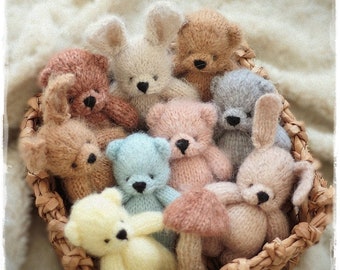 Small Teddy Bear for the newborn sessions, knitting PATTERN pdf. knitted animal toy