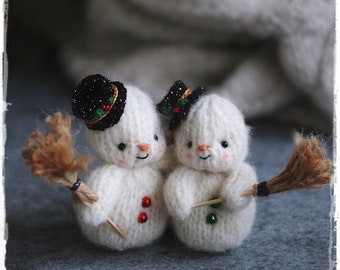 SCHNEEMANN-Strickmuster PDF, Winter, Weihnachtsstricken, Gestricktes Stofftier, Weihnachtsdekoration, Häkelmütze