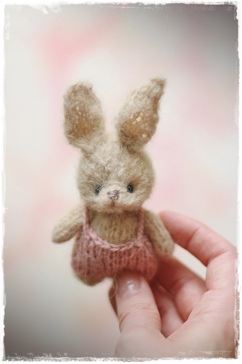 Tiny Little Bunny knitting PATTERN PDF 4,33'' 11cm knitted cute animal toy tutorial, rabbit for newborn session zdjęcie 3