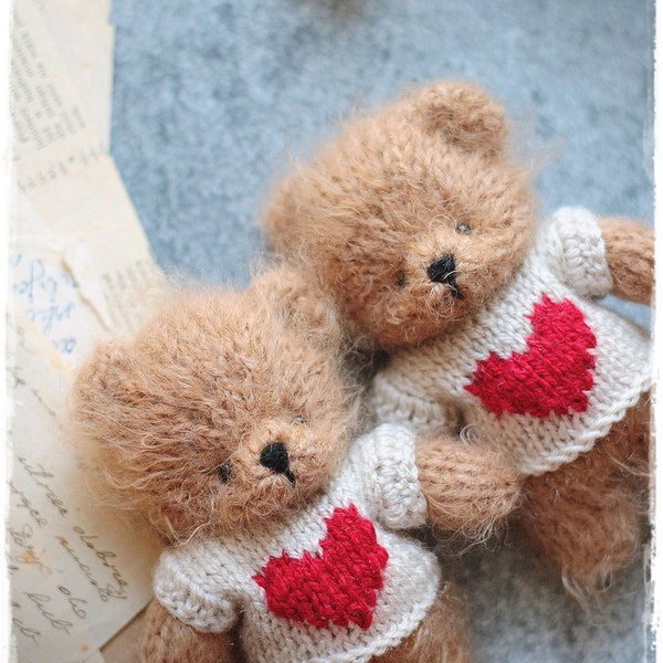 Easy and quick pattern, knitting heart SWEATER for Teddy Bear for beginners