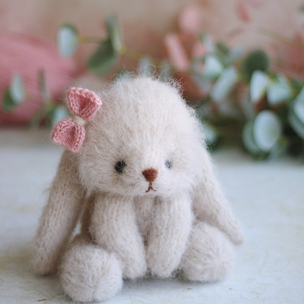 Bunny , knitting PATTERN PDF, knitted animal toy, 23cm, knit cute rabbit, knitting tutorial