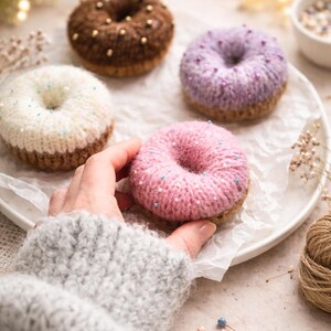 PATRÓN PDF, DONA tejida, , donut, peluche, donut de postre dulce