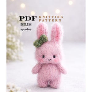 Patrón de tejido de conejito en PDF, juguete de conejito de Pascua pequeño y fácil, proyecto de tejido rápido de 13 cm.