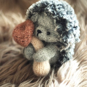 HEDGEHOG, knitting PATTERN pdf. knitted animal toy mushroom pattern image 6