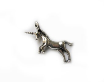 5 Einhorn Metallanhänger, Silberfarben 3,2cm, für Lederband und Charms