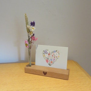 Kartenhalter mit Vase