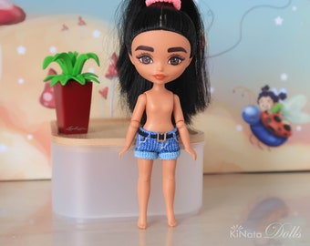 Shorts for Barb Extra Minis doll, Handmade clothes for tiny doll