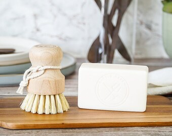 Eco Friendly Washing Up Kit - Wooden Pot Brush and Vegan Natural Dish Soap - Zero Waste Washing Up Set