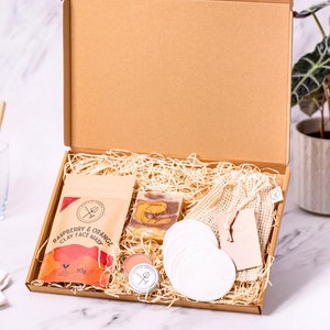 Natural Home Spa Kit Vegan Cosmetic Letterbox Gift Set Eco Friendly Gift Box Self Care Pamper Set Bath and Body image 1