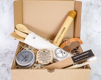 Zero Waste Travel Kit - Plastic Free Gift Box Including Bamboo Cutlery Set, Bamboo Toothbrush, Wooden Comb and Shampoo Bar