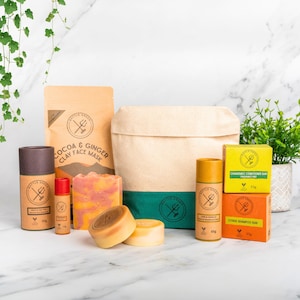 Deluxe Bath and Body Gift Set - Organic Cotton Wash Bag Full of Natural Vegan friendly Cosmetics