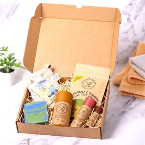Natural Beauty Hamper - Vegan Friendly Bath and Body Gift Set