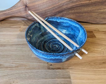 Rad gedrehte Nudelschale