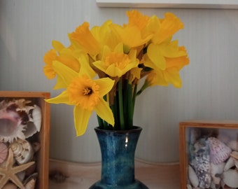 Auf einem Rad gedrehte Keramikvase