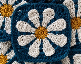 Retro Daisy Square Pattern | Floral Granny Square | DIY Crochet | Flower Afghan | Vintage-Inspired | Boho Decor