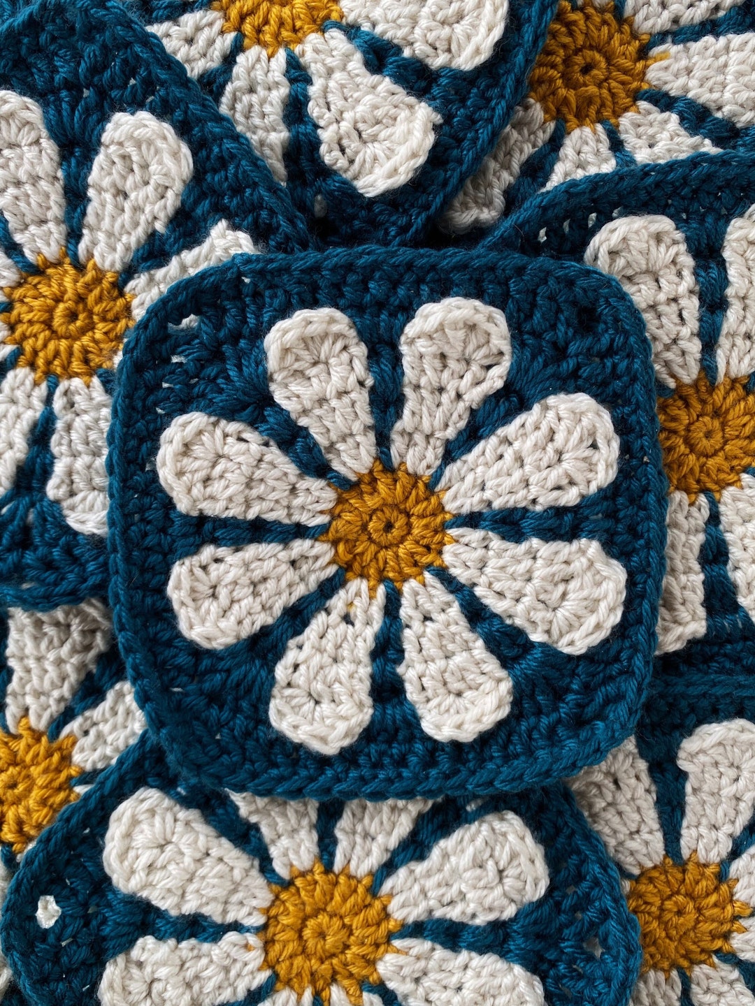 Floral granny square patterns hotsell