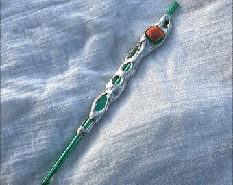 Handmade 4.0mm Crochet Hook | Soft Solder, Lampwork Glass Pebble