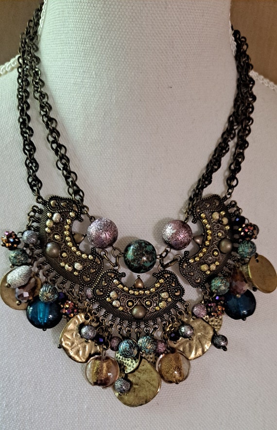 Boho/Tribal/Statement/Bibb Necklace/Vintage