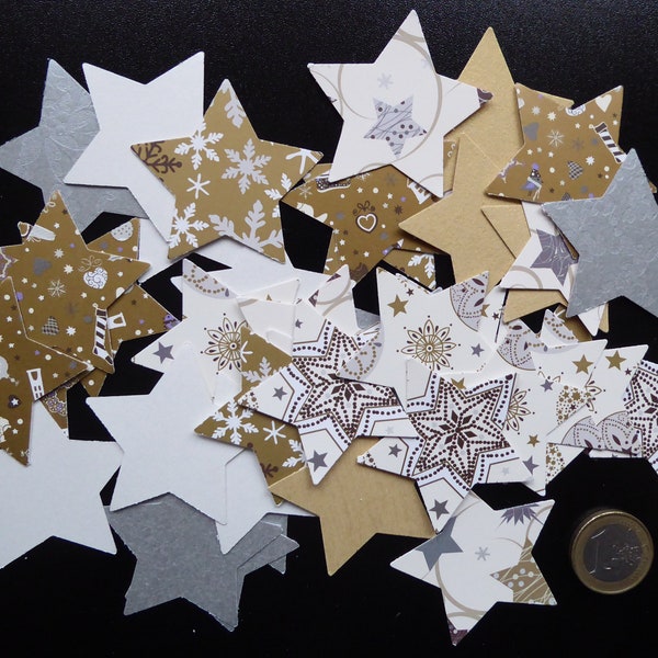 letztes Set - 40 handgestanzte Sterne aus bedruckten Papieren Papiersterne Tischdeko Streuteile