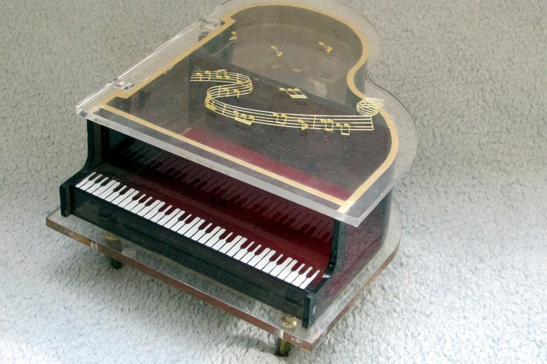 Vintage Japanese Piano Wind-Up Music Box WORKS Wonderfully