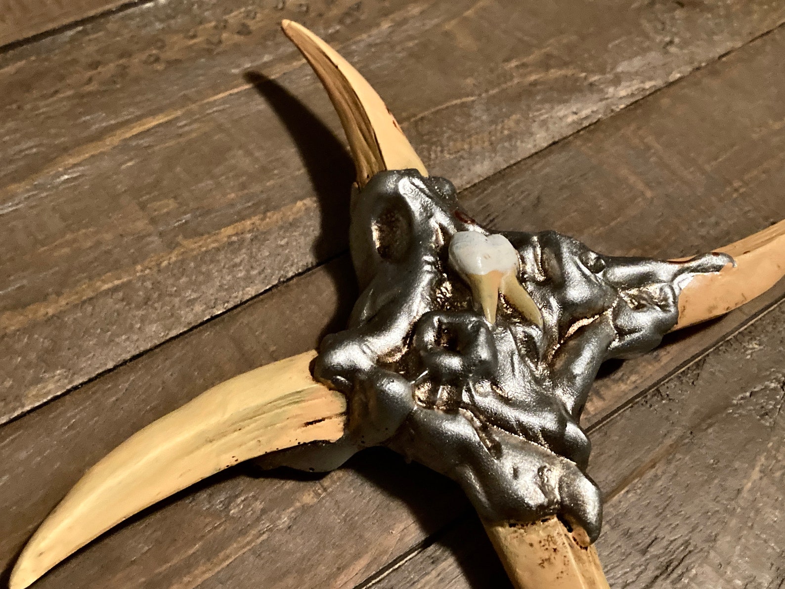 Jeepers Creepers HERO Throwing Star prop with tooth 1/1 Etsy
