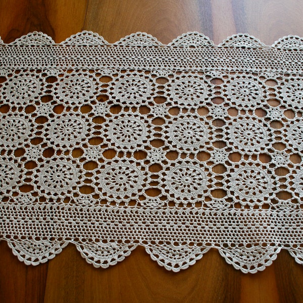 crochet table runner, handmade table runner, ecru table runner, scalloped edge table runner, rectangular tablecloth, vintage tablecloth