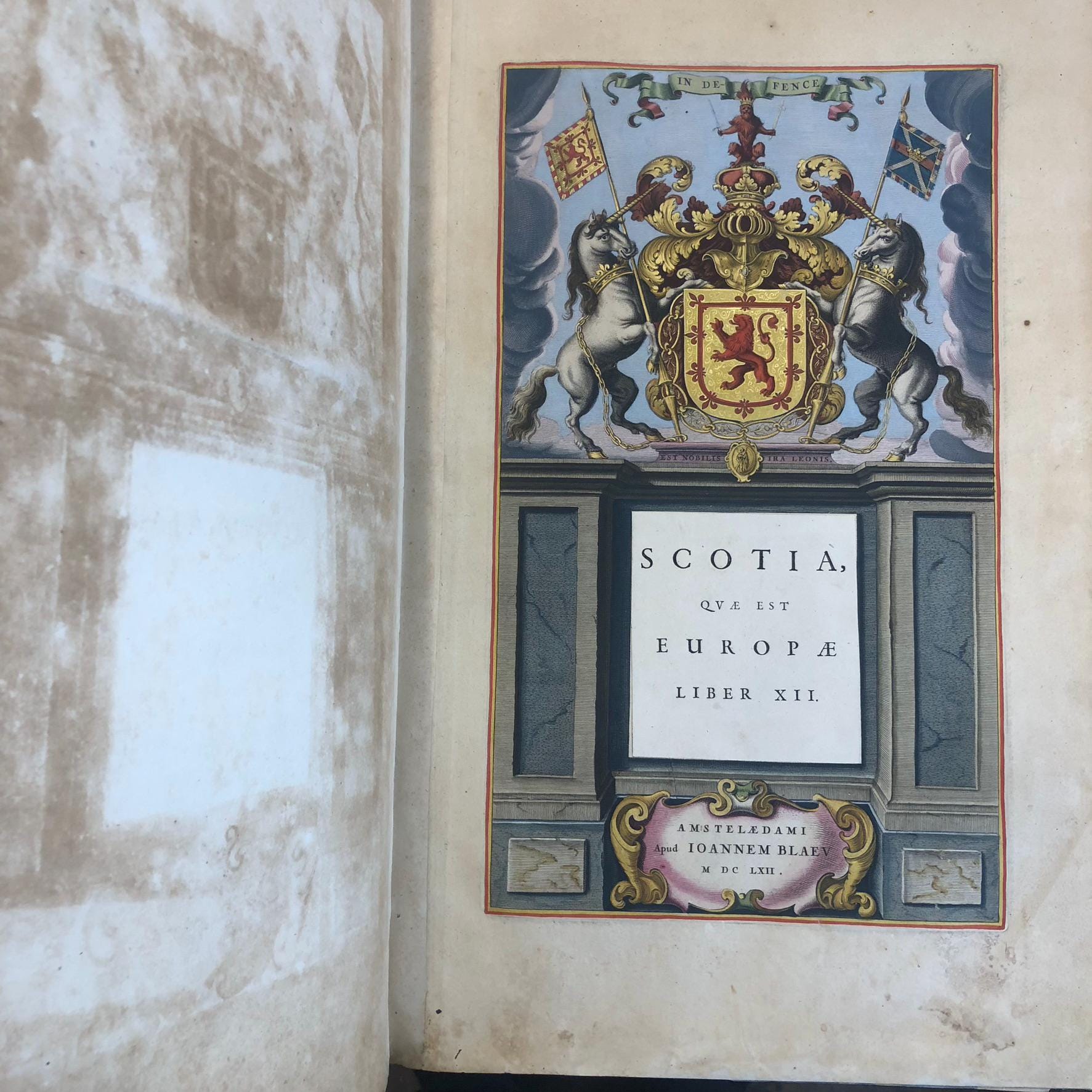 Theatrum Orbis Terrarum Vol. V. Scotia, Quae Est Europae Liber XII (Scotland and Ireland) Latin: Theater of The World Vol. V, Scotland, Which is Europe Book XII — photograph 4.