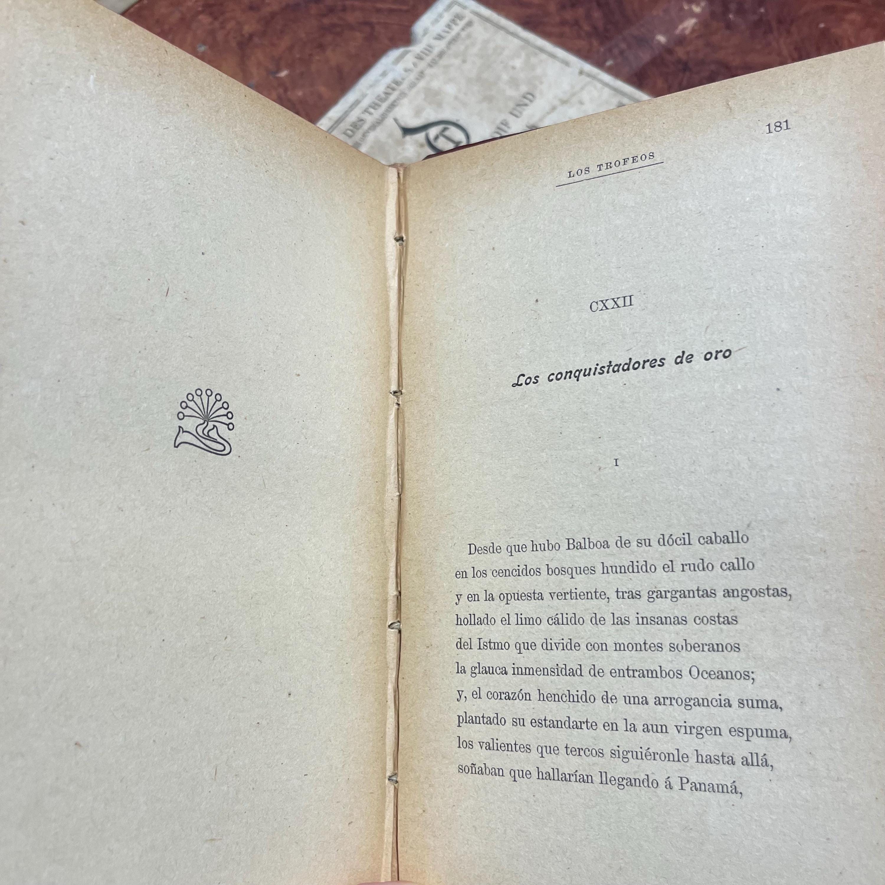 Los Trofeos. Romancero Y Los Conquistadores De Oro Poesias. Traduccion En Verso Castellano, Y Prologo De Antonio de Zayas. Translated from Spanish: The Trophies. Ballads and The Golden Conquerors Poems. Translated into Castilian Verse, with a Prologue by Antonio de Zayas — photograph 7.