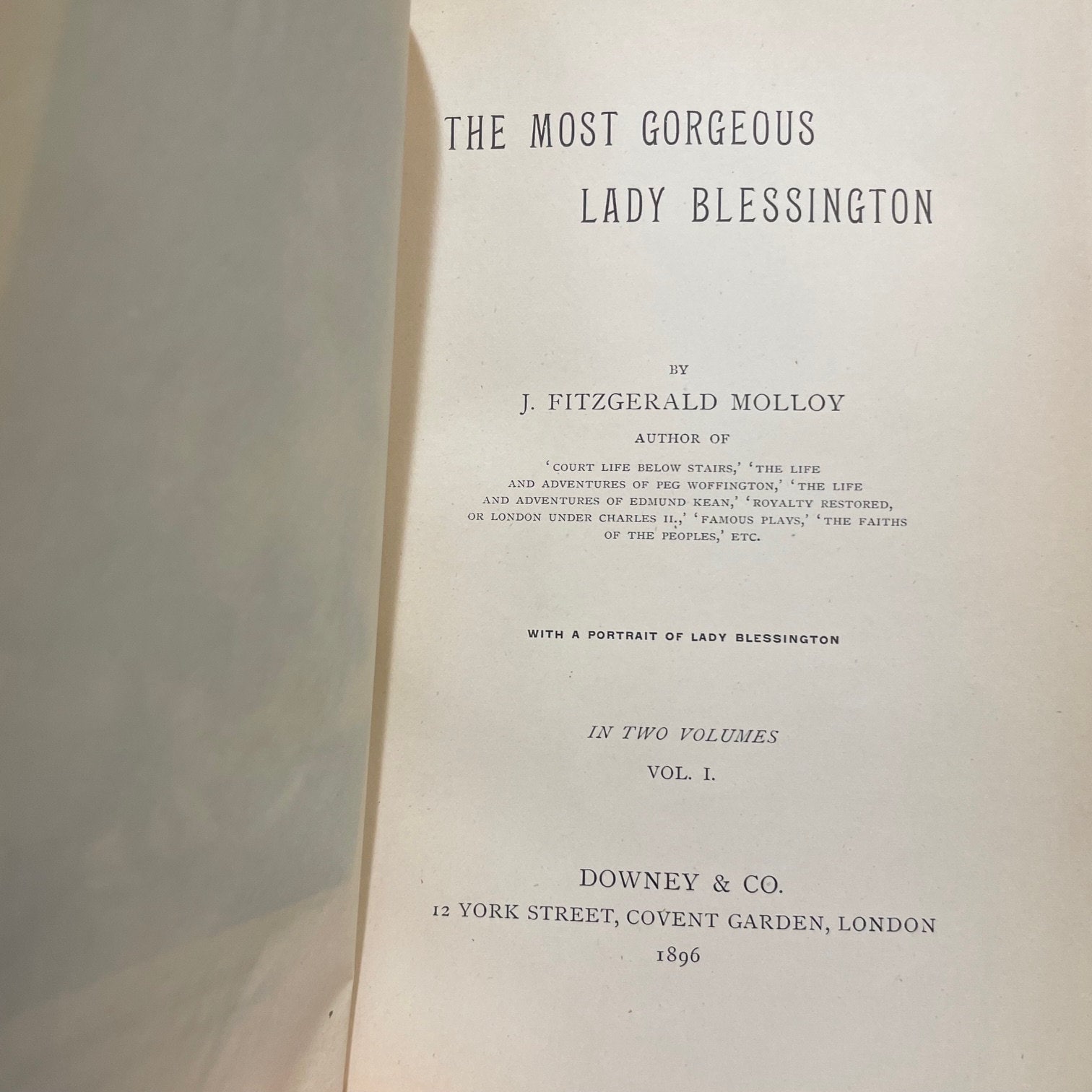 The Most Gorgeous Lady Blessington. In Two Volumes — photograph 8.