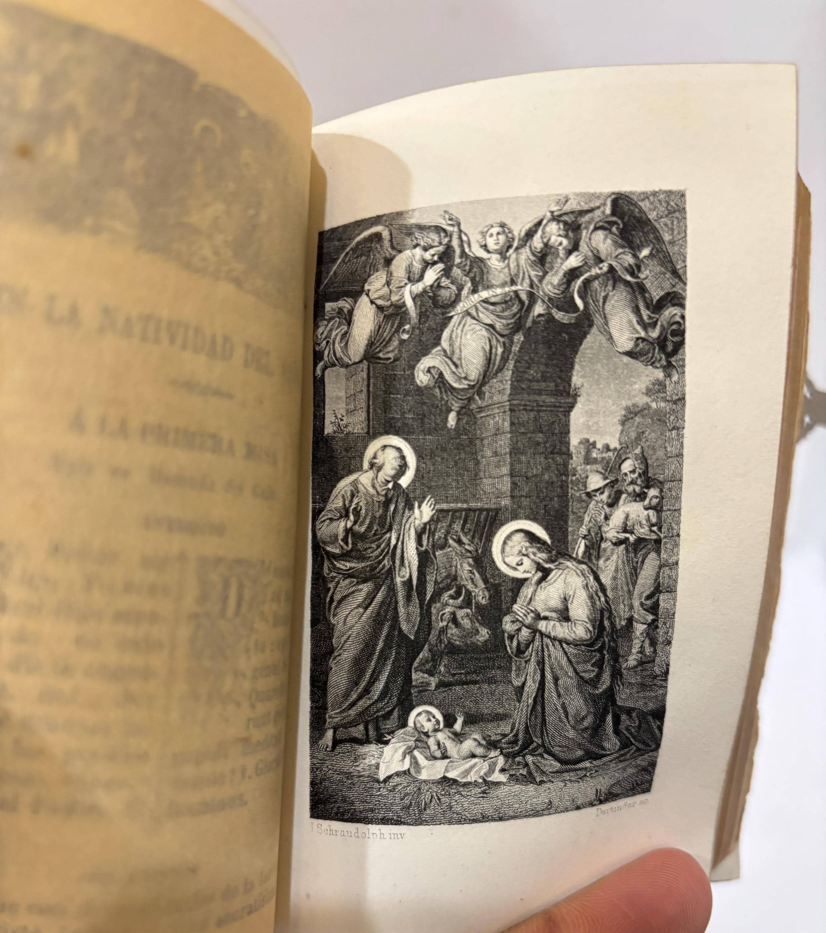 Oficio divino Para Todos los dias de fiesta y de precepto En latin y castellano Nueva edicion Aumentada Con la semana santa E ilustrada con laminas finas Translated: Divine office For All the feast days and days of obligation In Latin and Spanish New edition Expanded With holy week And illustrated with fine plates. Spanish Language, Color Plates. — photograph 9.
