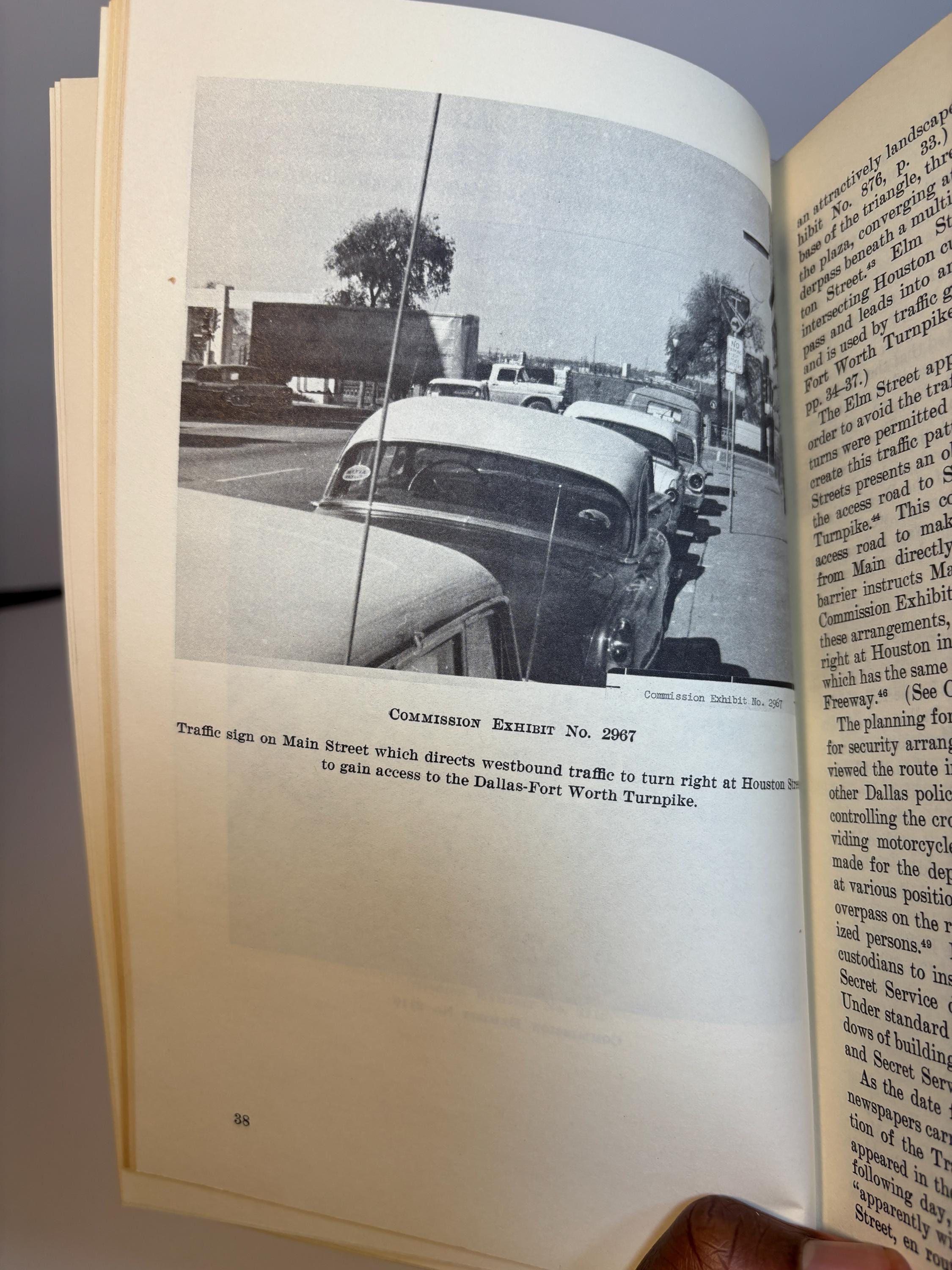 Report of The president's Commission on The Assassination of President John F. Kennedy. Autographed x2 by President Gerald R. Ford — photograph 7.