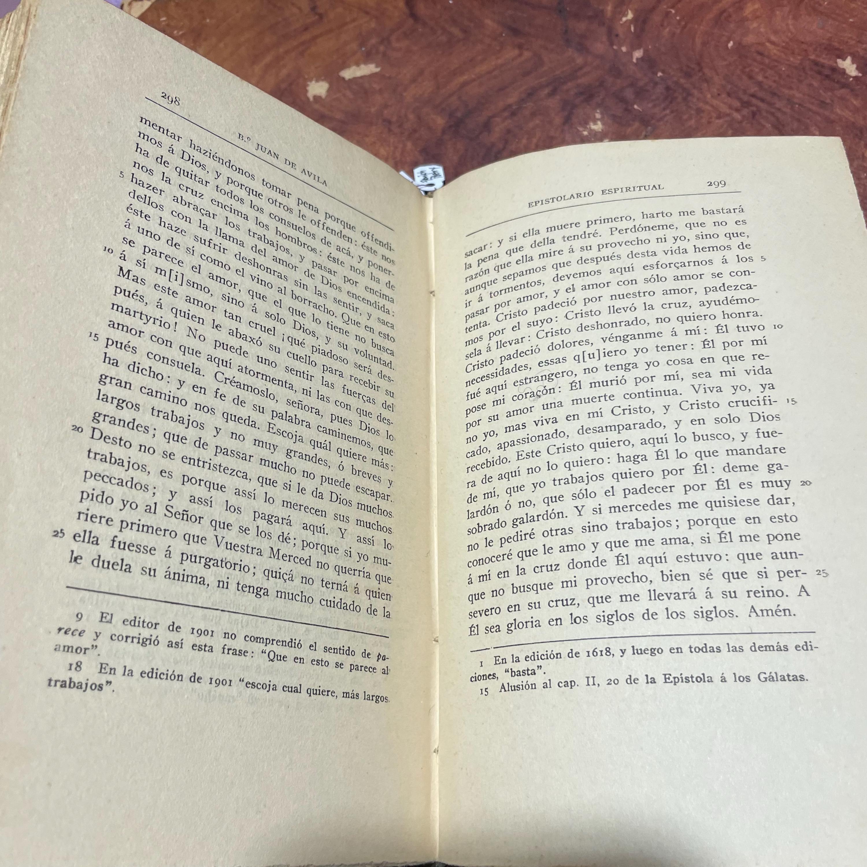 Clasicos Castellanos. B. Juan De A Vila Epistolario Espiritual. Edicion Y Notas De Don Vincente Garcia de Diego. Translated from Spanish: Spanish Classics. B. Juan De A Vila Spiritual Epistolary. Edition and Notes by Don Vincente Garcia de Diego — photograph 10.
