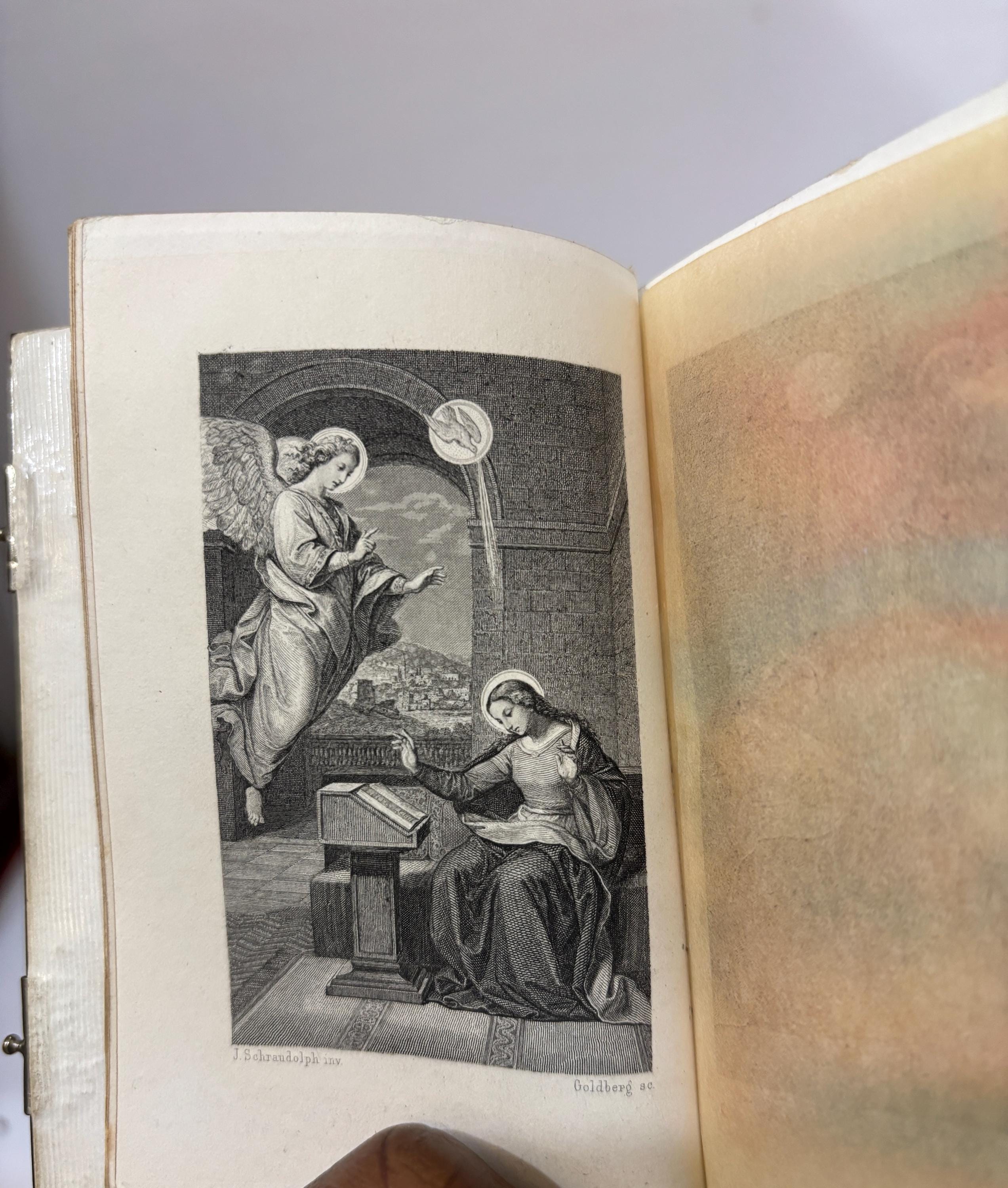 Oficio divino Para Todos los dias de fiesta y de precepto En latin y castellano Nueva edicion Aumentada Con la semana santa E ilustrada con laminas finas Translated: Divine office For All the feast days and days of obligation In Latin and Spanish New edition Expanded With holy week And illustrated with fine plates. Spanish Language, Color Plates. — photograph 5.