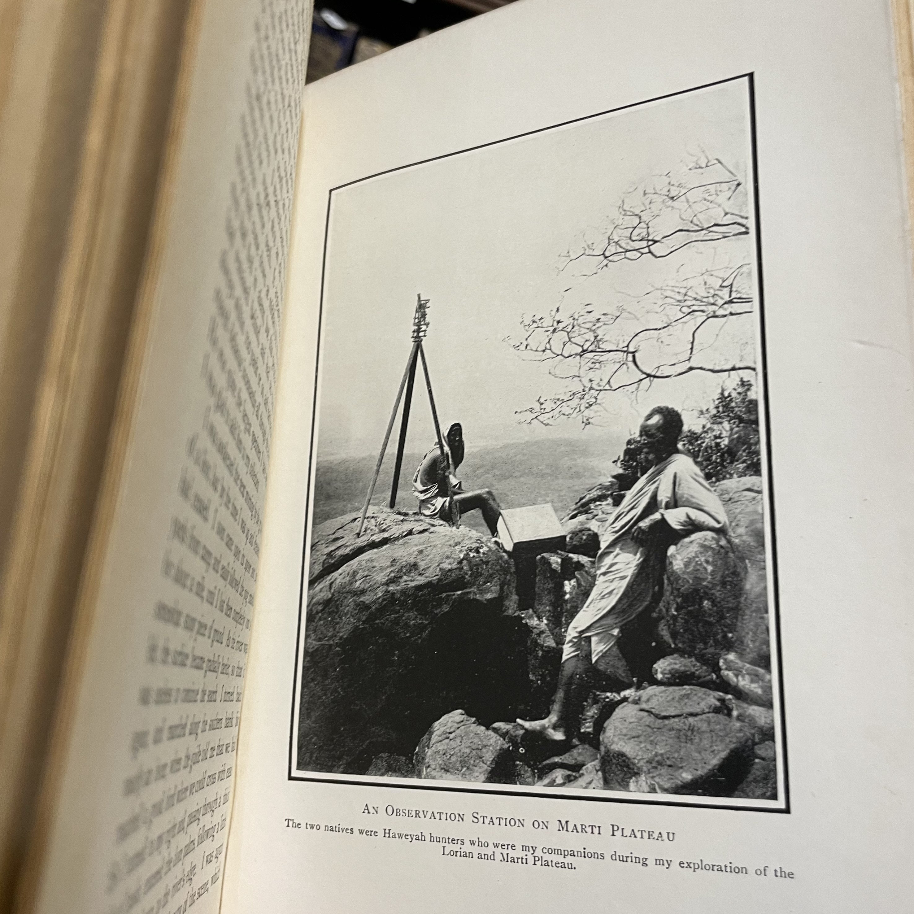 Through Jubaland toThe Lorian Swamp An Adventurous Journey of Exploration & Sport in The Unknown African Forests & Deserts of Jubaland to the Unexplored Lorian Swamp. With 44 Illustrations & 2 Maps — photograph 9.