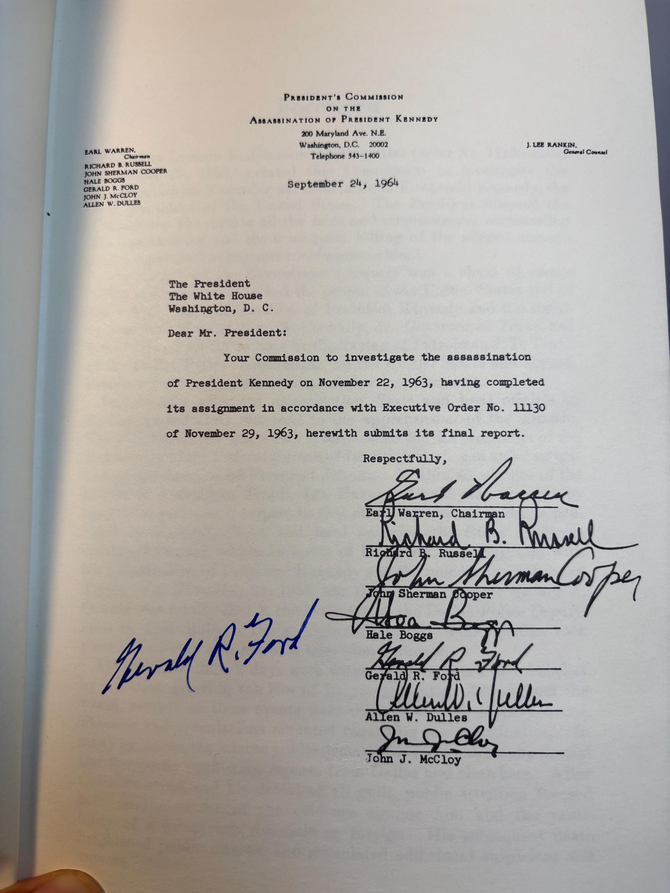Report of The president's Commission on The Assassination of President John F. Kennedy. Autographed x2 by President Gerald R. Ford — photograph 6.