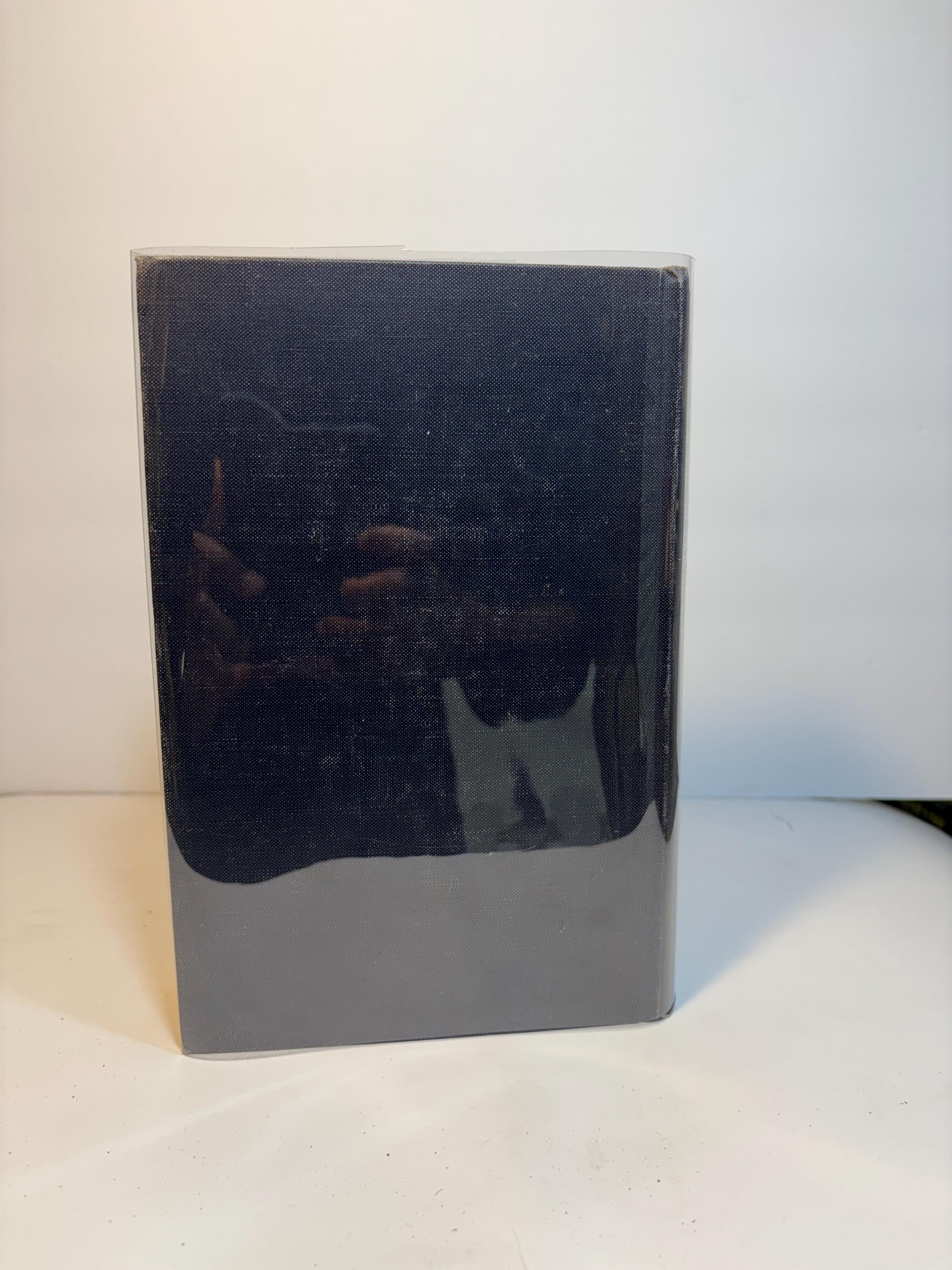 Report of The president's Commission on The Assassination of President John F. Kennedy. Autographed x2 by President Gerald R. Ford — photograph 3.