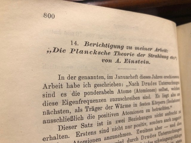 Einstein's earliest works on thermodynamics, focusing on the second law of thermodynamics (entropy), the equipartition theory 1902-07, 4 vol — photograph 10.