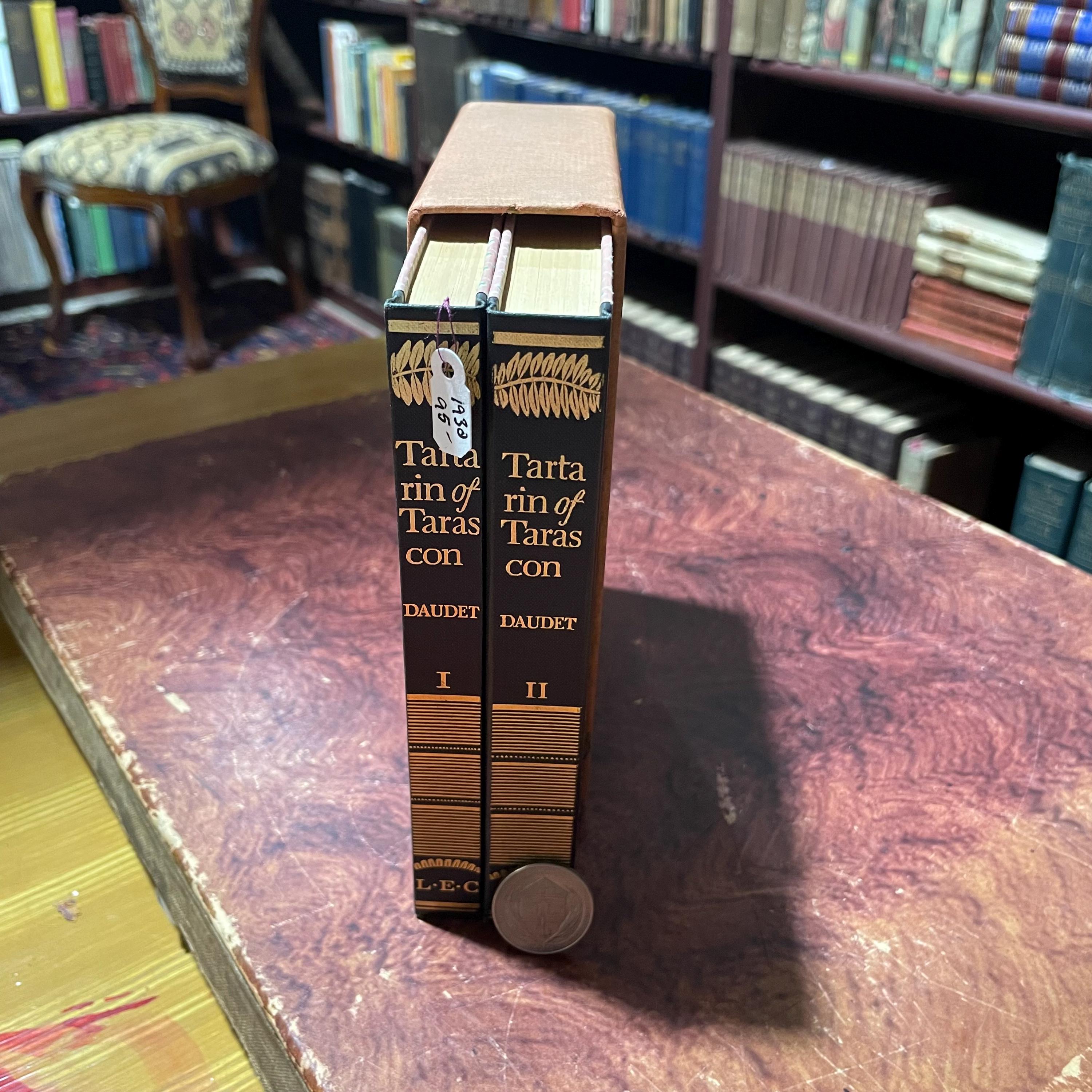Tartarin of Tarascon, Translated by Jacques LeClerco with an Introduction by the Translator and Drawings by W.A. Dwiggins. Limited Edition #936/1500 — photograph 2.
