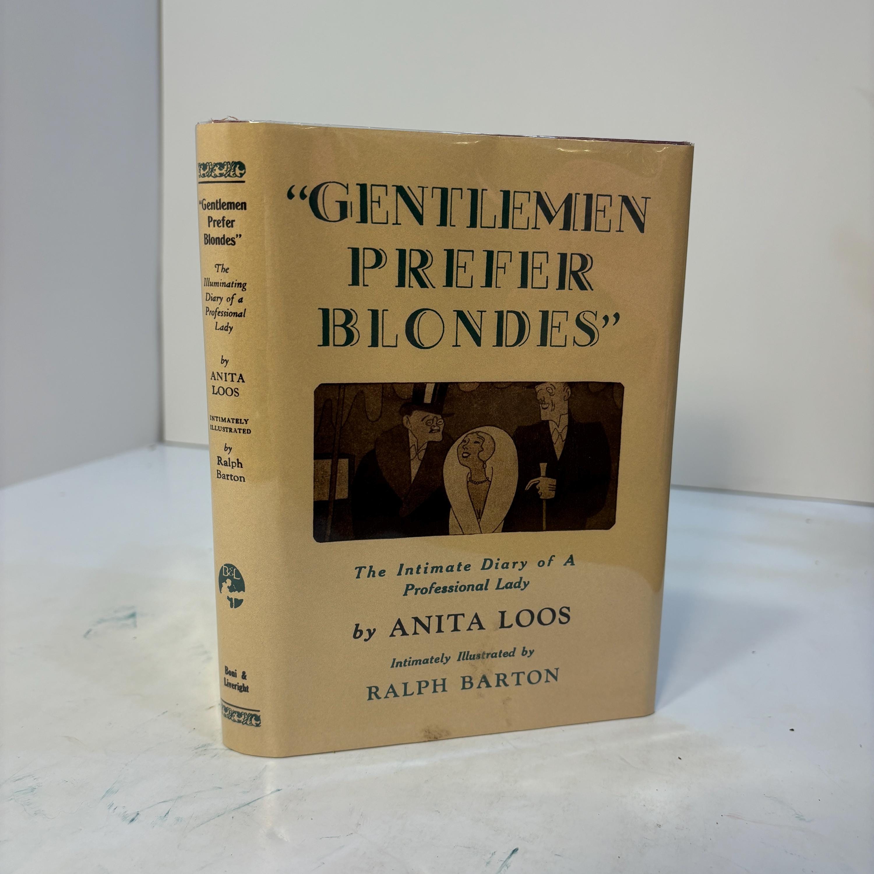 Gentlemen Prefer Blondes : The Illuminating Diary of a Professional Lady : by Anited Loos : Intimately Illustrated by Ralph Barton — photograph 8.