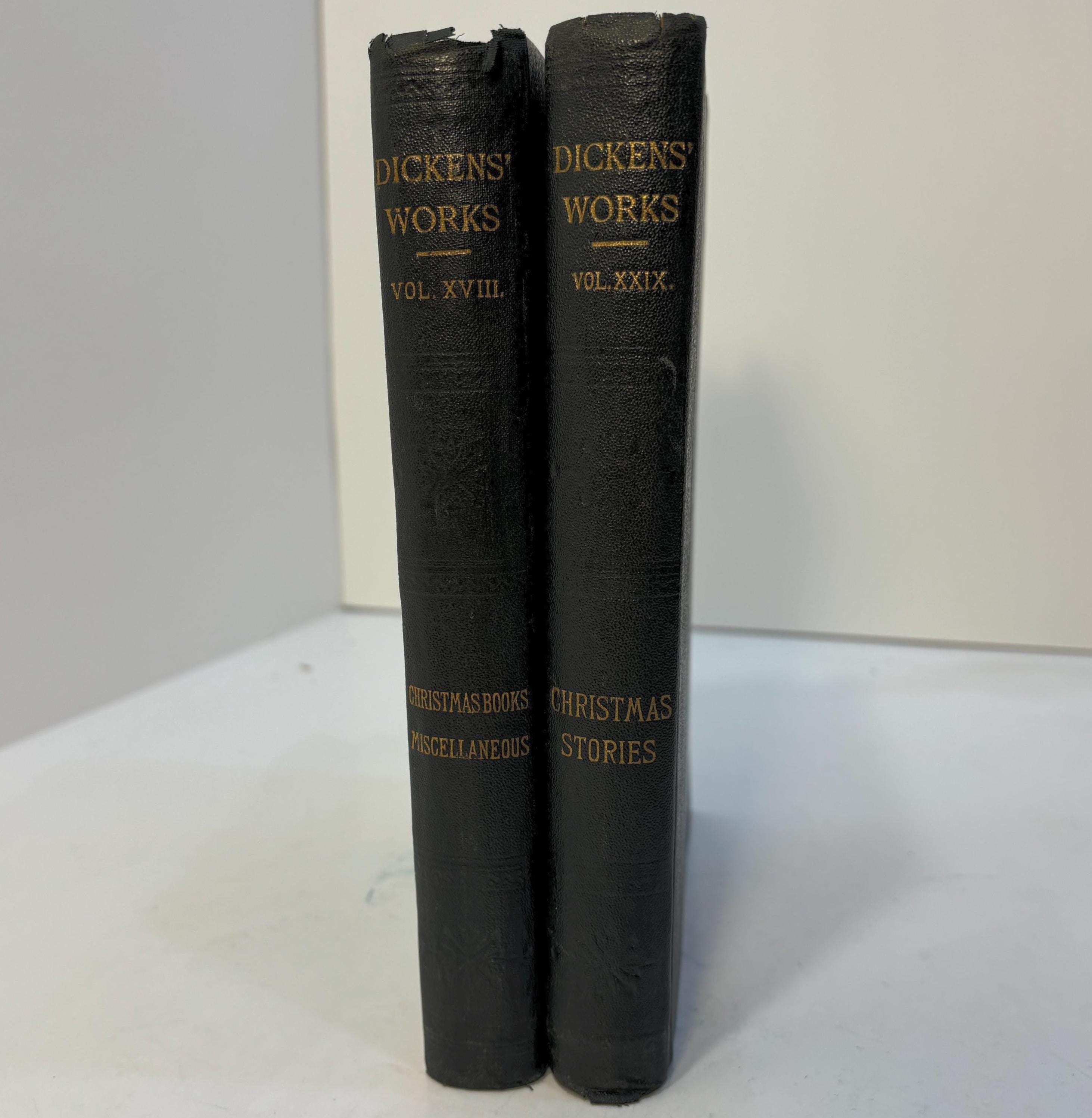 Dickens Christmas Stories — photograph 2.