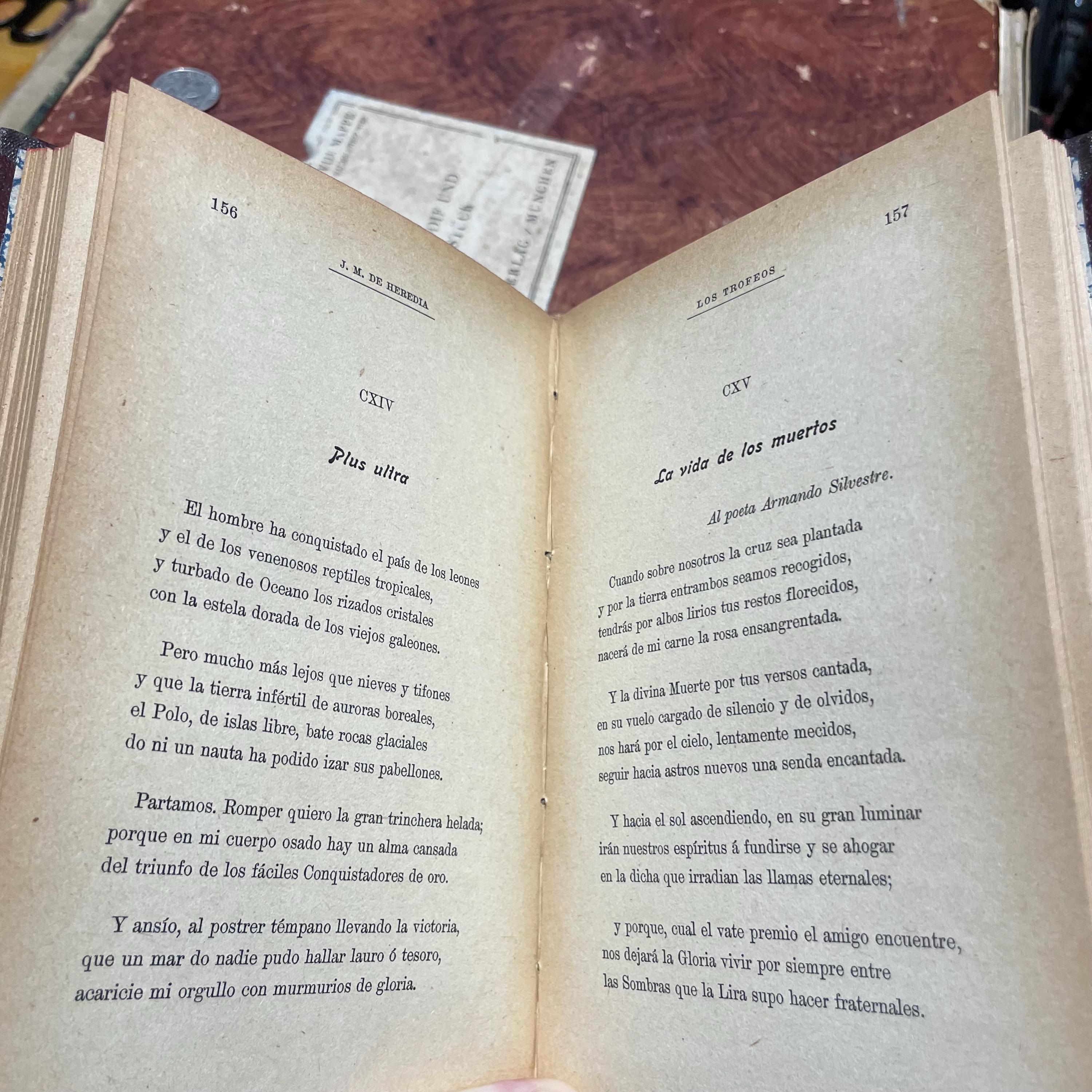 Los Trofeos. Romancero Y Los Conquistadores De Oro Poesias. Traduccion En Verso Castellano, Y Prologo De Antonio de Zayas. Translated from Spanish: The Trophies. Ballads and The Golden Conquerors Poems. Translated into Castilian Verse, with a Prologue by Antonio de Zayas — photograph 9.