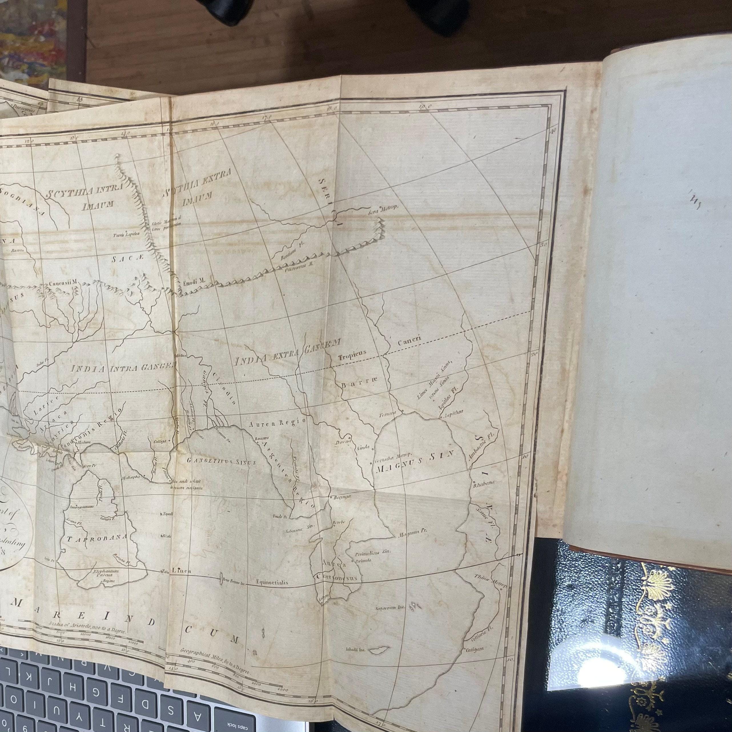 Historical disquisition concerning the knowledge which the ancients had of India, and the progress of trade with that country prior to the discovery of the passage to it by the Cape of Good Hope : with an appendix, containing observations on the civil policy, the laws and judicial proceedings, the arts, the sciences, and Theology institutions of the Indians — photograph 10.