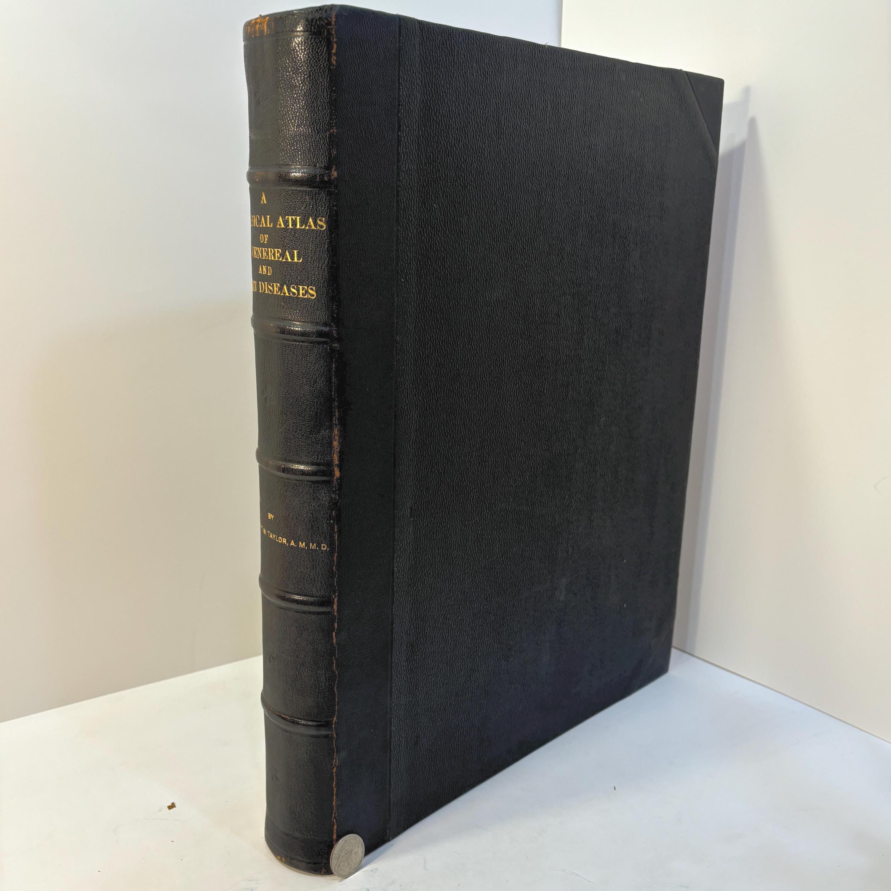 A Clinical Atlas of Venereal & Skin Diseases Including Diagnosis, Prognosis & Treatment. Illustrated with Two Hundred and Thirteen Figures, Many of Them Life Size, on Fifty-Eight Beautifully Colored Plates. Also, Many Large and Carefully Executed Engravings in The Text. — photograph 2.