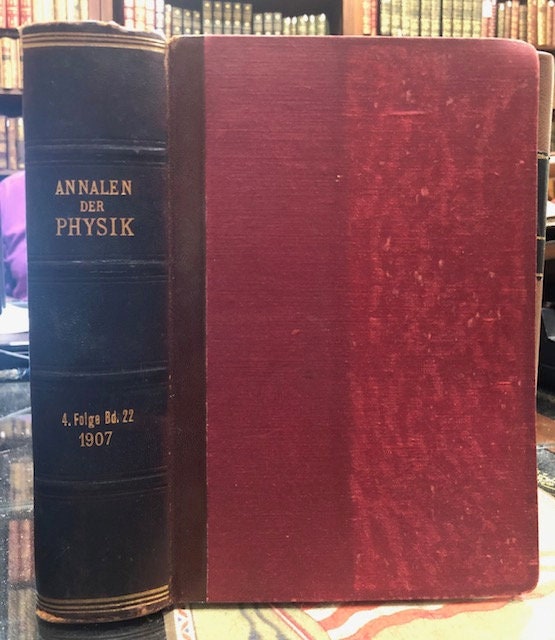 Einstein's earliest works on thermodynamics, focusing on the second law of thermodynamics (entropy), the equipartition theory 1902-07, 4 vol — photograph 2.