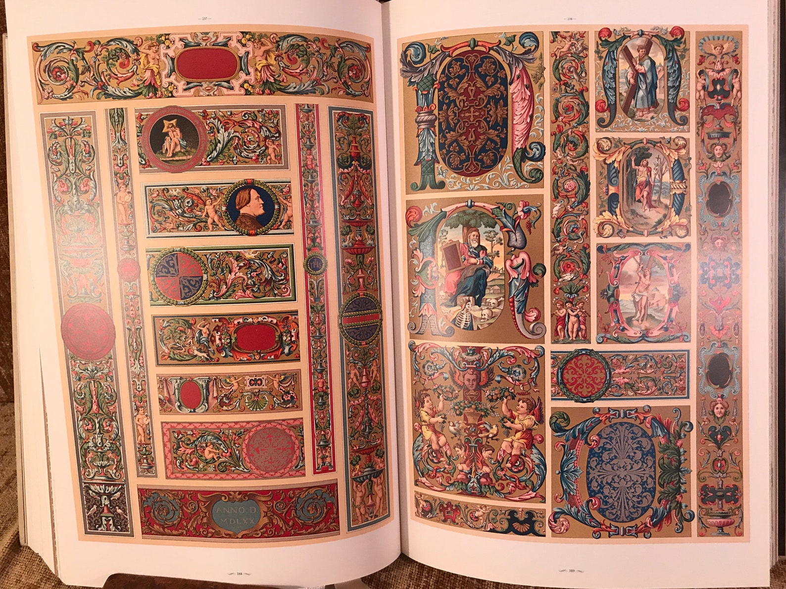 The World of Ornament : complete coloured reprint of  Etsy