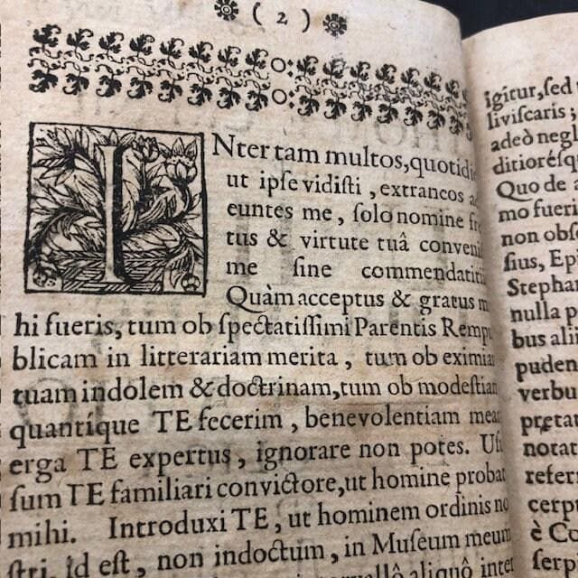 Thomae Crenii de Furibus Librariis Dissertatio Esistolica ad Eximii & singularis ingenii, doctrinae, virtutis & elegantiae Virum Fridericum Danielem Knochium Moeno-Francofurtanum, elegantioribus studiis operam navantem. GOOGLE TRANSLATION: Thomas Crenius, the libraries dissertation on the extraordinary and individual character, doctrine, virtue and elegance of Frederick Daniel Knoche (Friedrich Knoch) Moeno-Francofurtanum, elegant studies attention. — photograph 3.