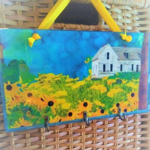 Resin Farmhouse Key Rack, Key Holder, Key Organizer, Housewarming Gift, Dog Leash Holder, Necklace Hanger, Wall Hanging, Wall Decor